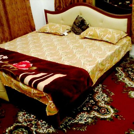 Fabulous Kashmir Srinagar Hotel Buitenkant foto