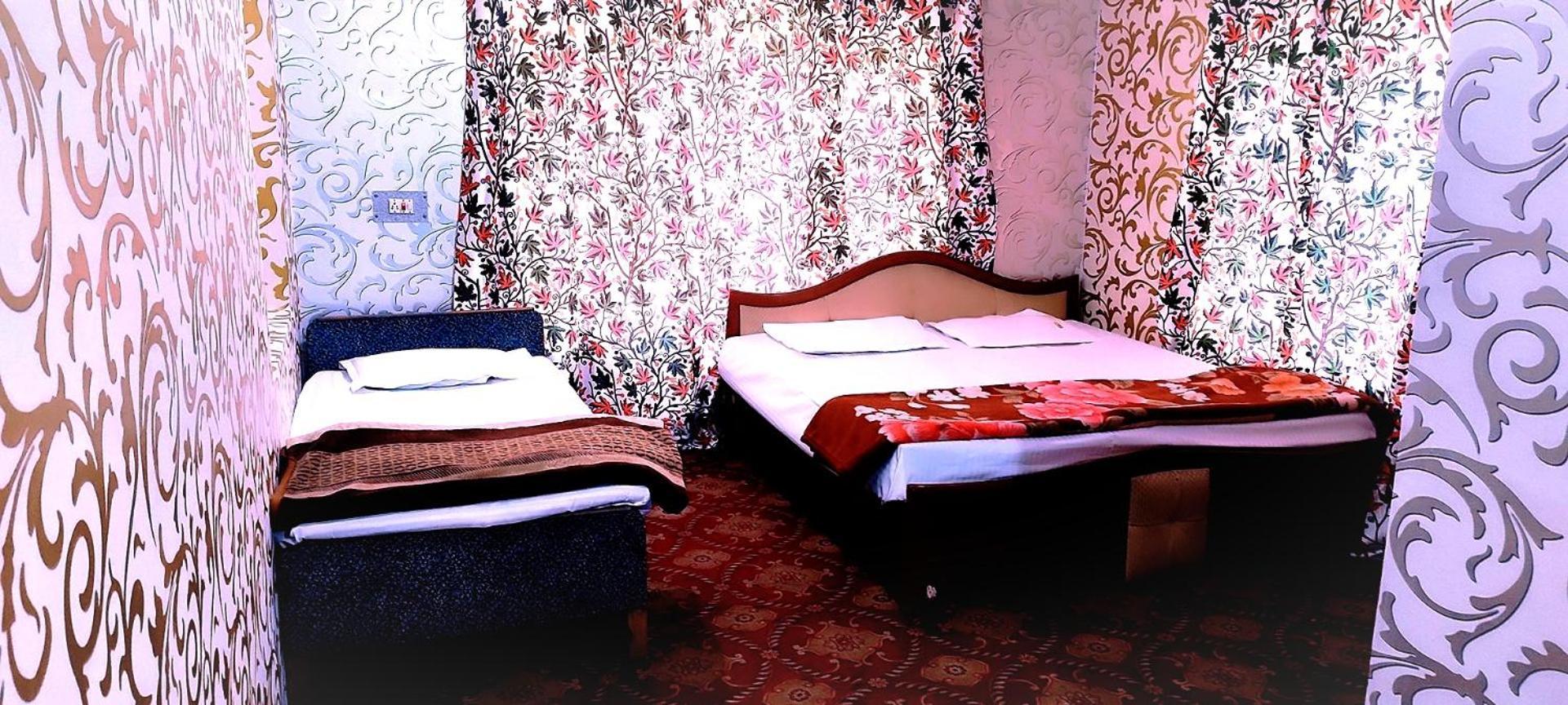 Fabulous Kashmir Srinagar Hotel Buitenkant foto
